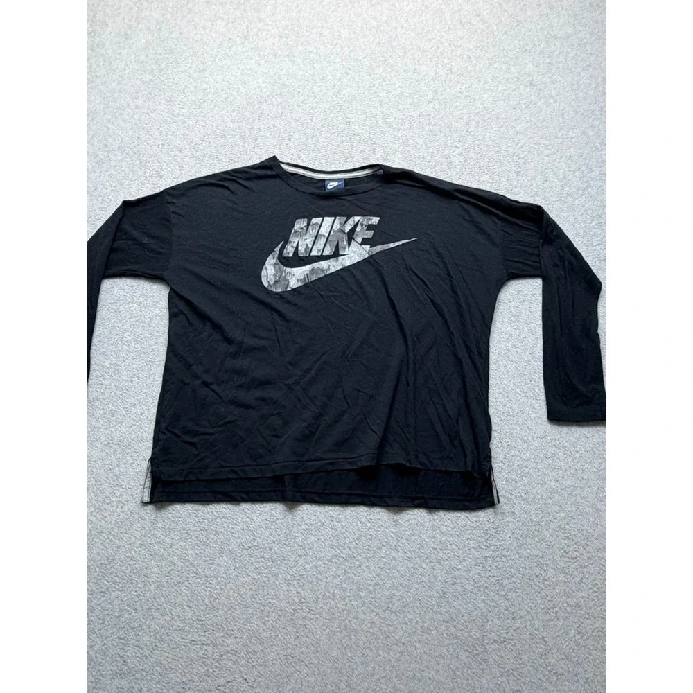 Nike Womens Long Sleeve Graphic Tee Black Silver Logo Oversized Top L 854961-010